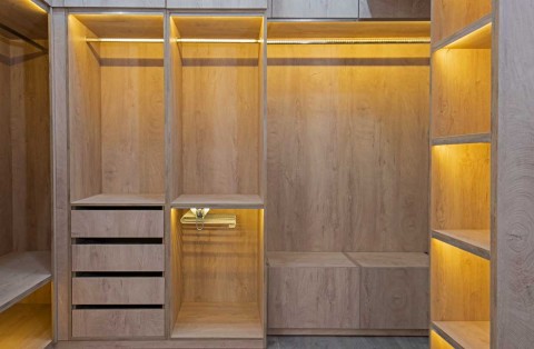 Mini vestidor a medida ideal para tu habitación